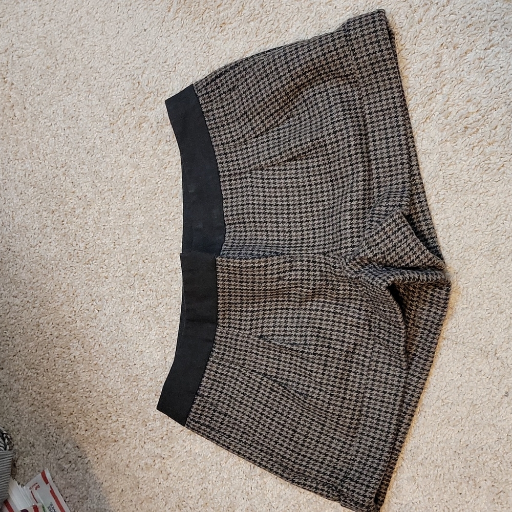 Express wool shorts